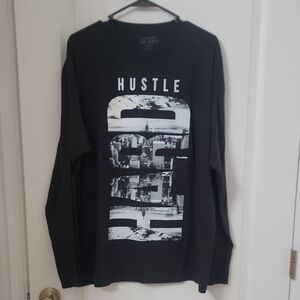 Spoiler Alert Size L Black "Hustle Hard" NYC Skyline Graphic Long Sleeve T Shirt